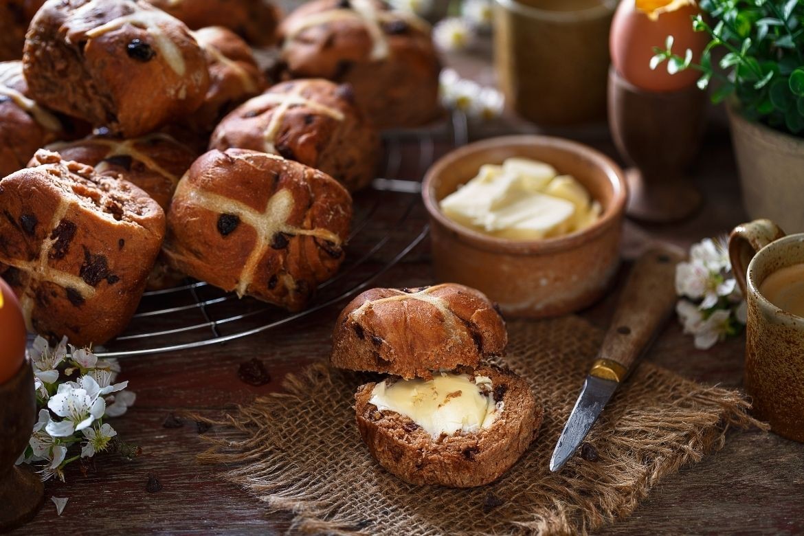 Aussies' favourite way to eat hot cross buns revealed