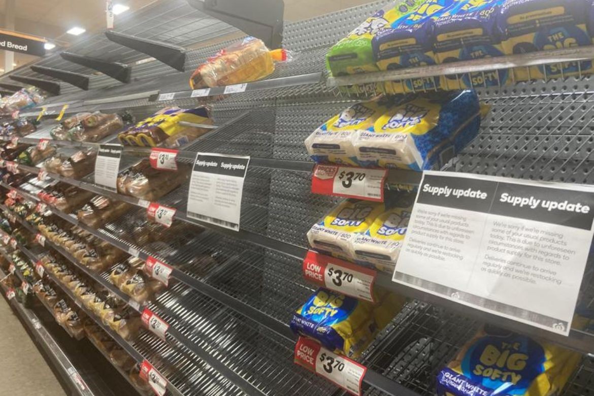 Shelves bare after Tip Top bakery breakdown